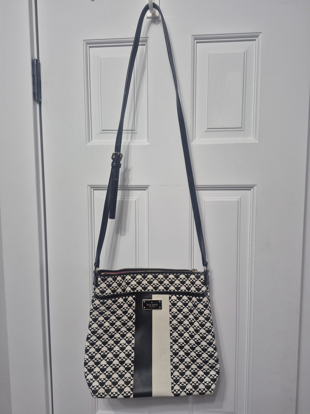 Kate Spade Black & White Patterned Crossbody Bag - Picture 2 of 7